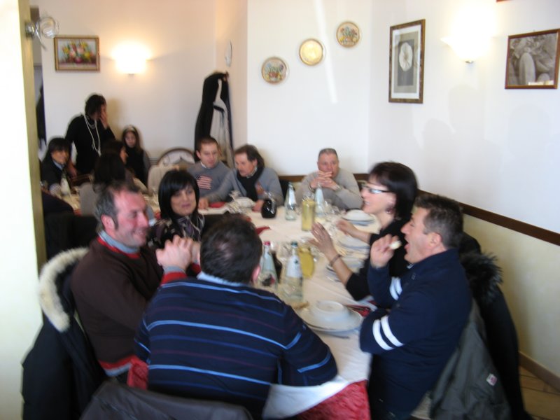 img_2008.jpg