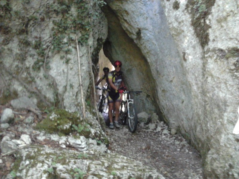 sassoforato15.jpg