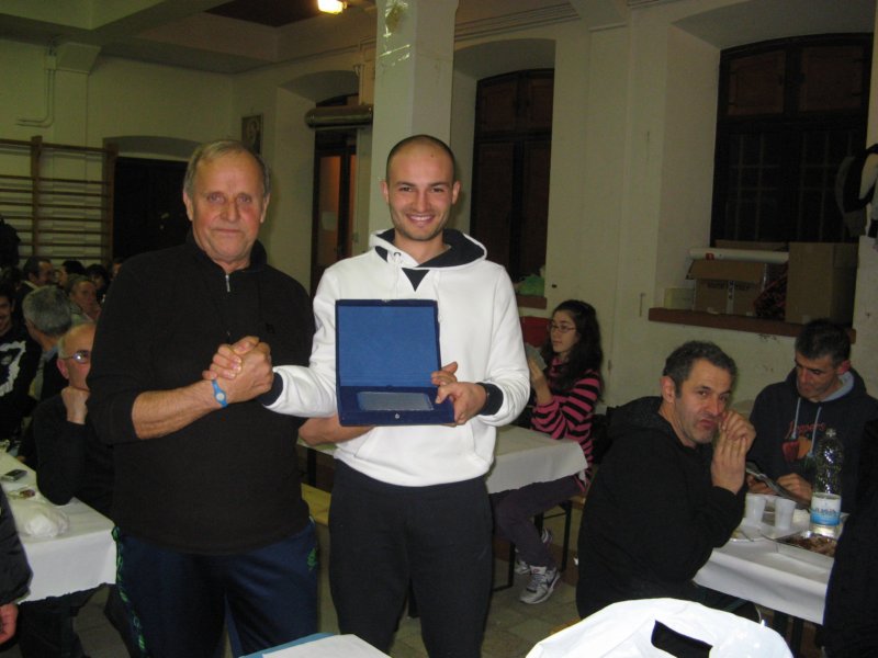 premiazionemiglioragonistaavis2011lucertoni.jpg